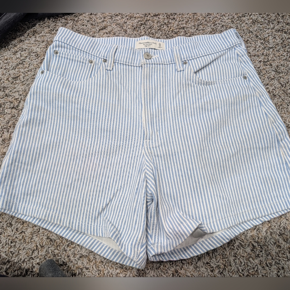 Abercrombie The Dad Short High Rise